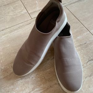 Eileen Fisher Cali mesh gray slip on shoes 8.5